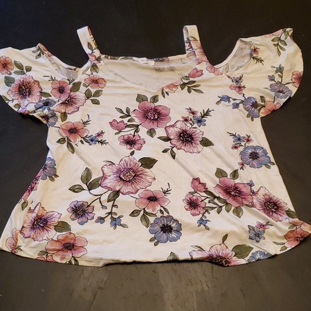 Mine floral off the shoulder shirt